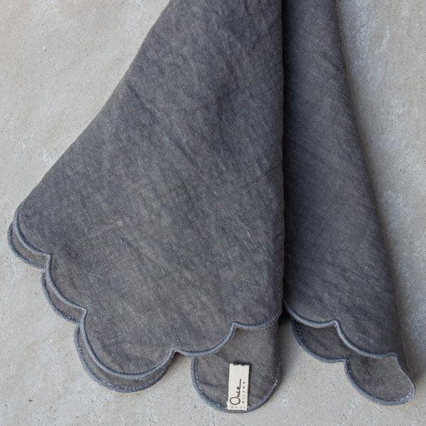 once milano scalloped napkin set of 4