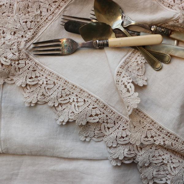 once milano tablecloth with sicily lace