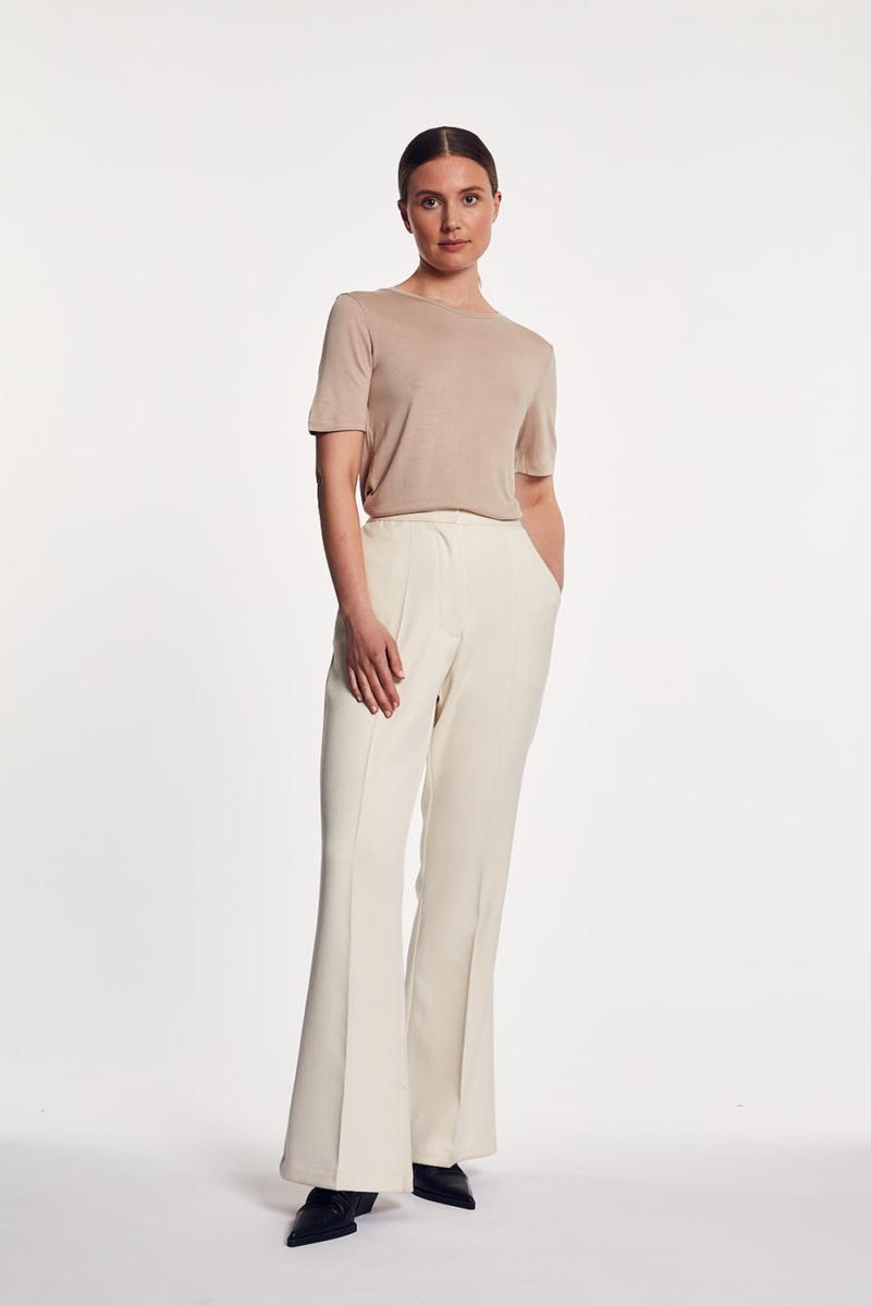 one & other CALIO TEE