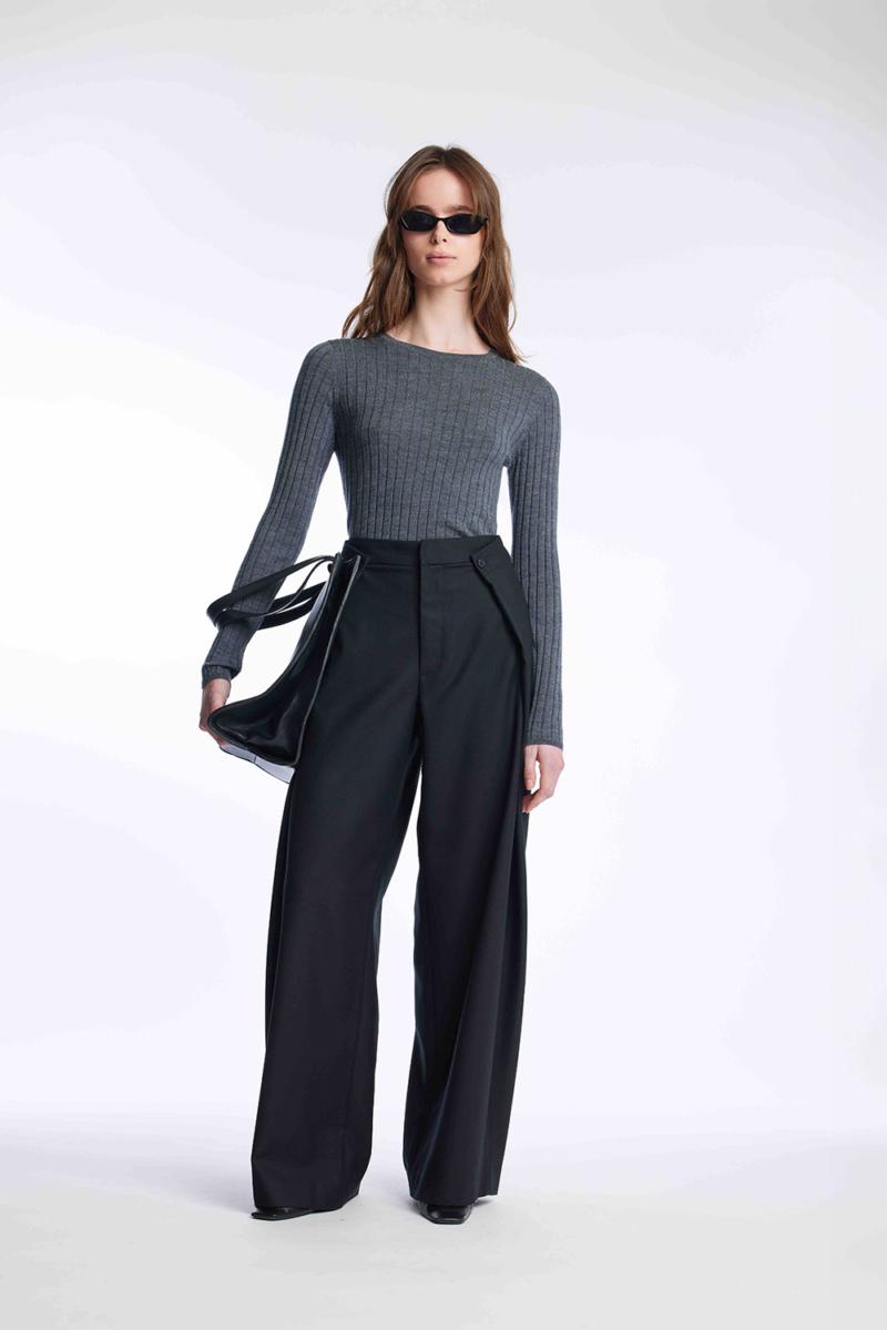 One & Other HENNY SWEATER