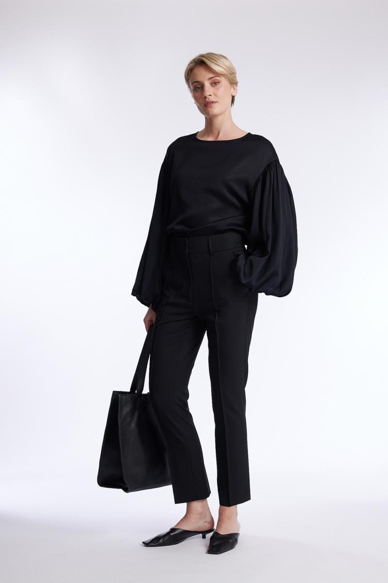 one & other JACKIE PANT