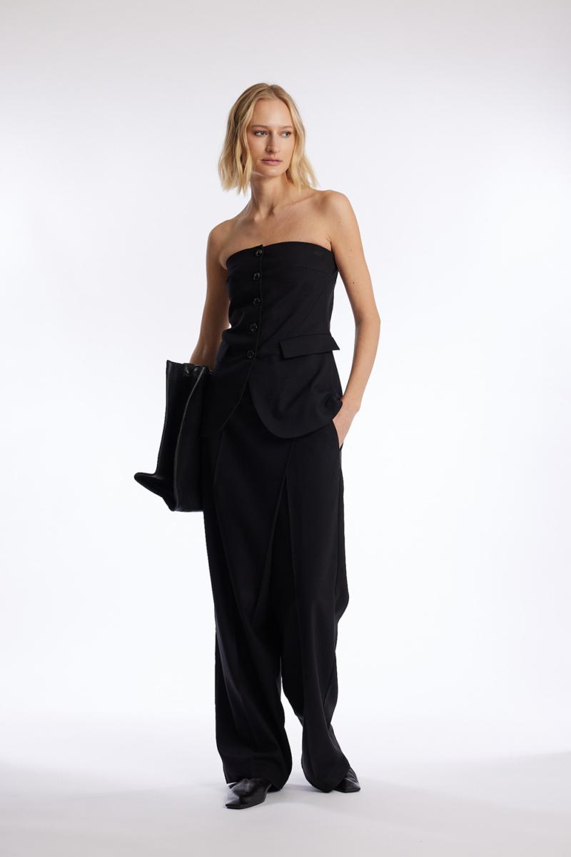 One & Other NICO BANDEAU TOP BLACK