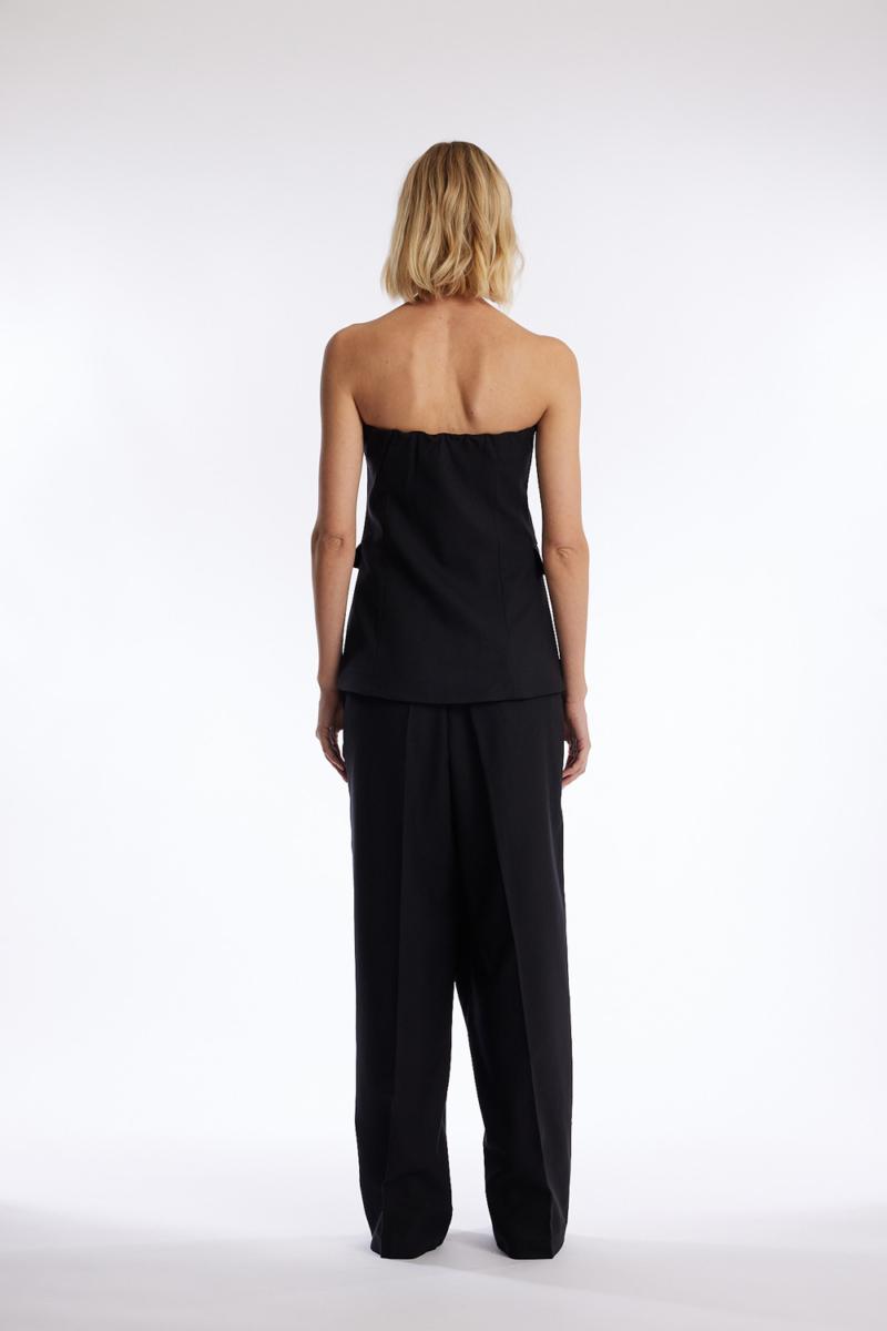 One & Other NICO BANDEAU TOP BLACK