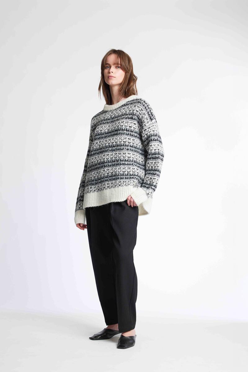 One & Other TEZA SWEATER