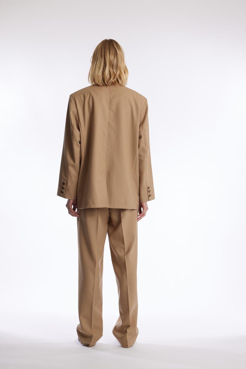 One & Other TINE WOOL BLAZER