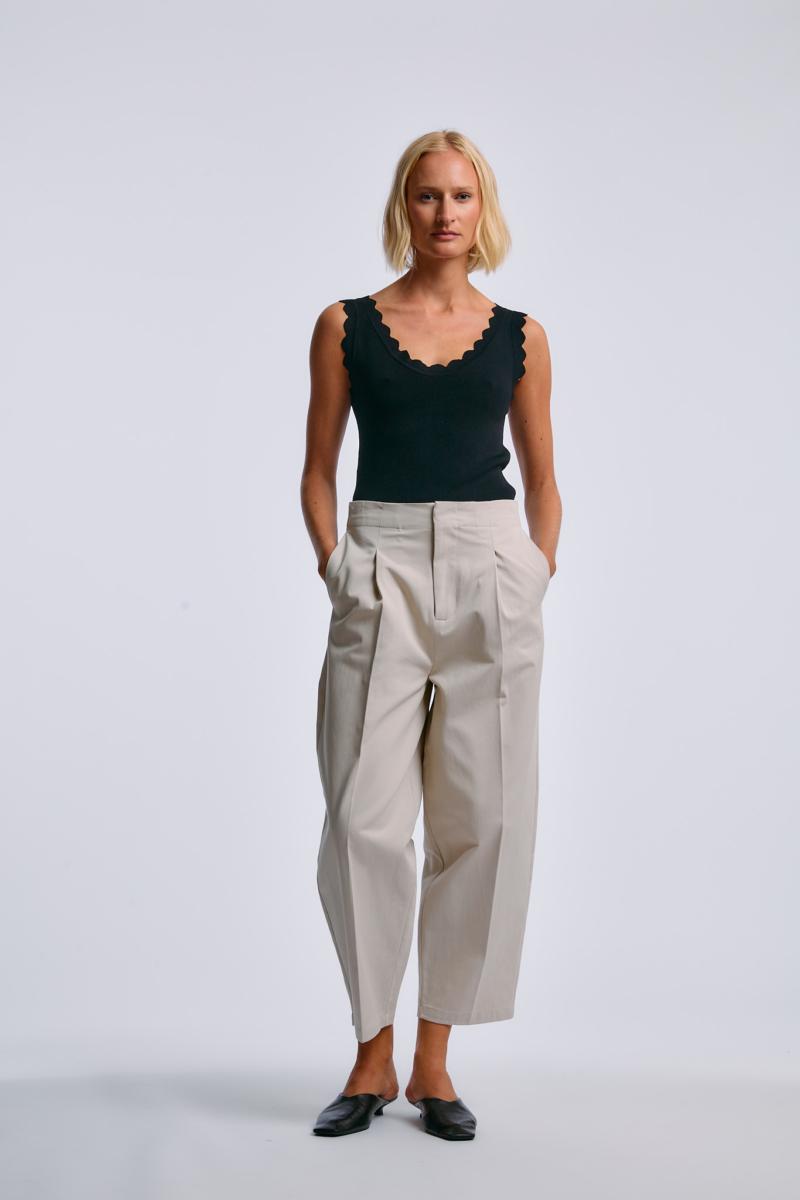 One & Other TRU KNITTED TANK TOP BLACK