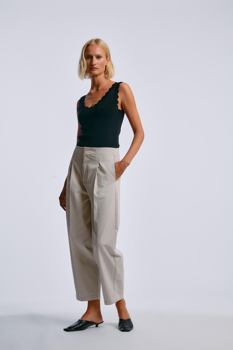 One & Other TRU KNITTED TANK TOP BLACK