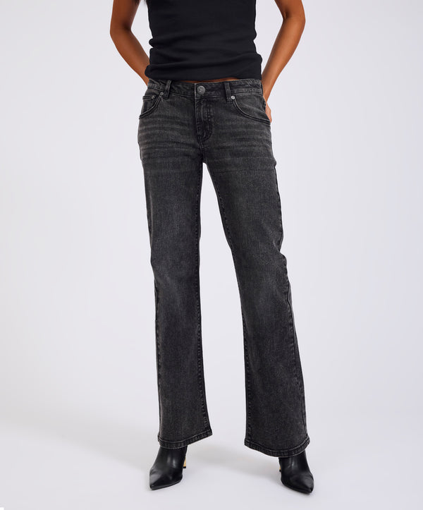 One Teaspoon Alice Low Waist Bootcut Denim Jeans - Washed Black