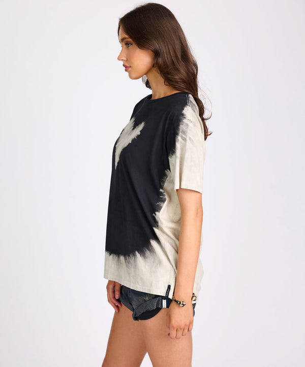 One Teaspoon Beaming Heart Boyfriend Tee - White And Black