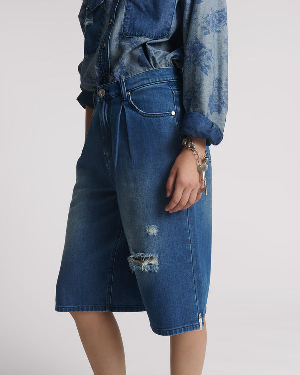 One Teaspoon Beastie Low Waist Wide Leg Denim Shorts - Rosewood