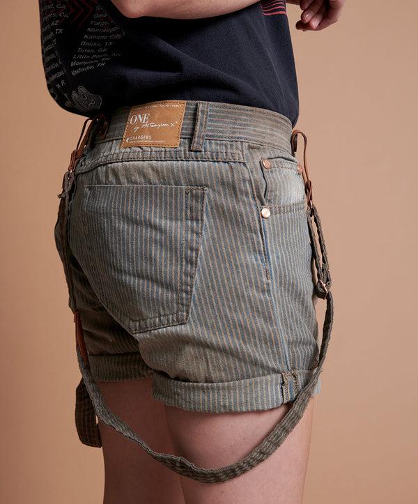 One Teaspoon Chargers Low Waist Mid Length Denim Shorts - Joker