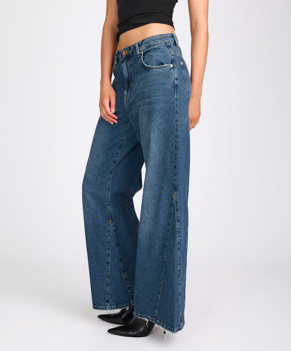 One Teaspoon Cruisers Mid Waist Bootcut Flare Denim Jeans - Colorado Blue