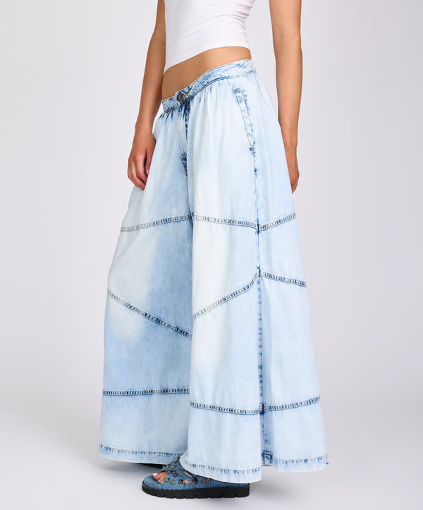 One Teaspoon Daddios Low Waist Super Wide Leg Denim Jeans - Depeche Blue