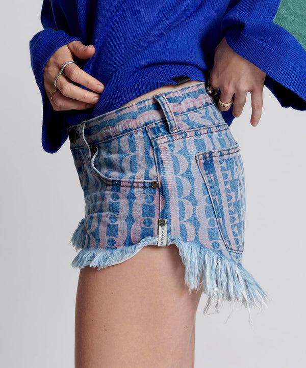 One Teaspoon Dukes Low Waist Mini Denim Shorts - Pacifica