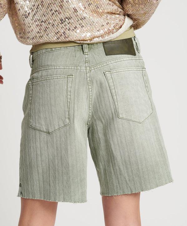 One Teaspoon Jacksons Mid Waist Wide Leg Denim Shorts - Khaki
