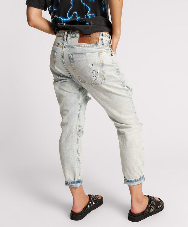 One Teaspoon Saints Low Waist Boyfriend Denim Jeans - Florence Painted