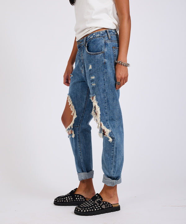 One Teaspoon Saints Low Waist Boyfriend Denim Jeans - Johnny Blue