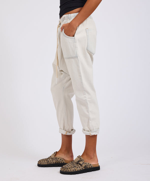 One Teaspoon Shabby Kingpins Boyfriend Jeans - Brando