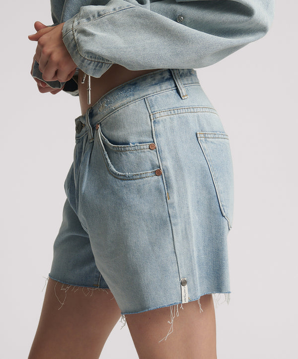 One Teaspoon Shakers Low Waist Super Relaxed Denim Shorts - Hendrixe Blue