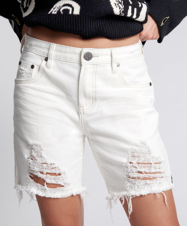 One Teaspoon Stevies Low Waist Waist Long Length Boyfriend Denim Shorts - White Beauty