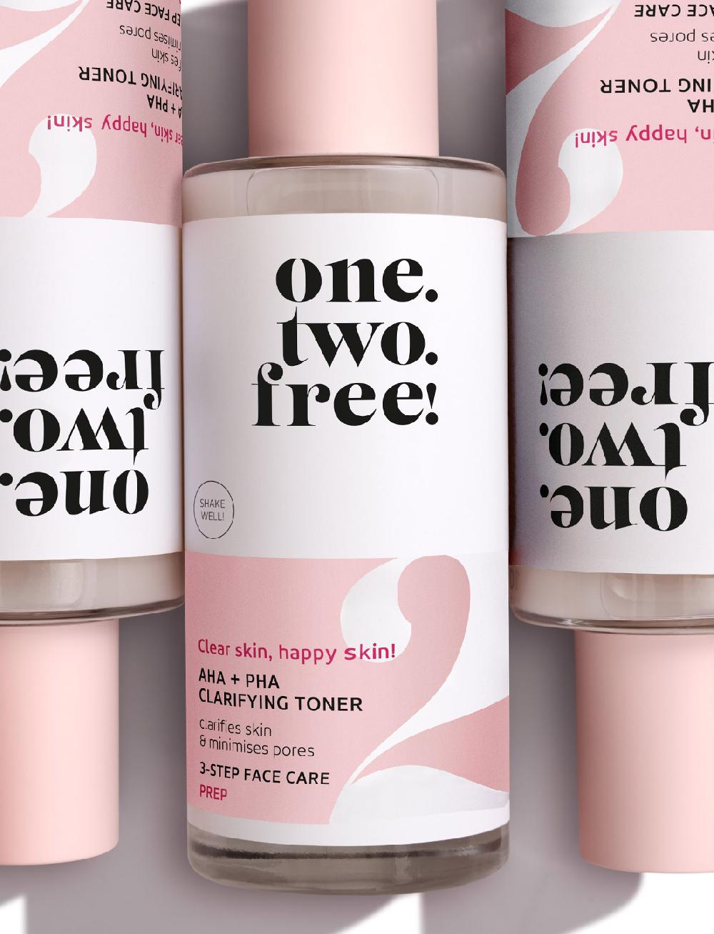 one.two.free AHA + PHAClarifying Toner