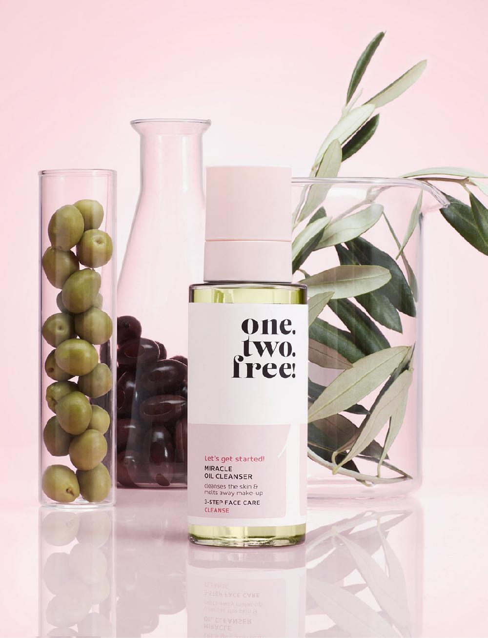 One.two.free Miracle Oil Cleanser