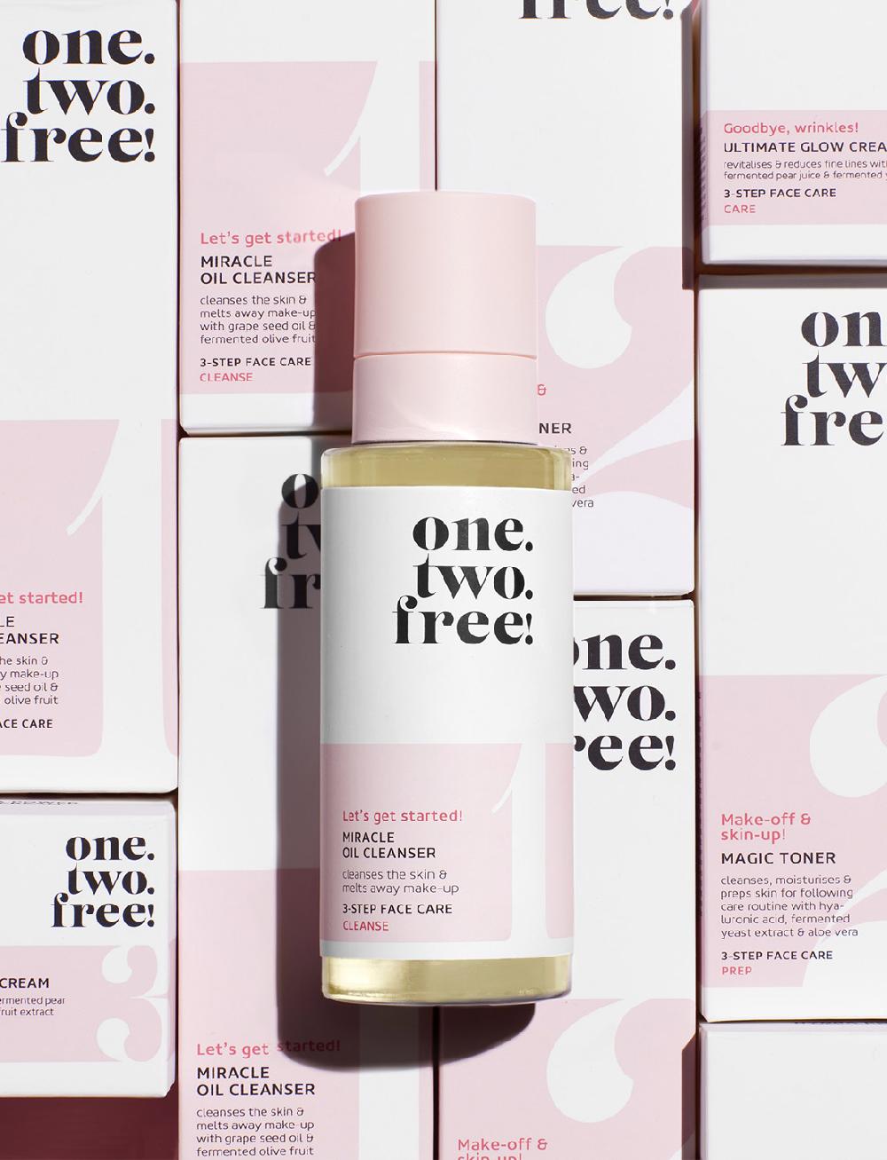 one.two.free Miracle Oil Cleanser