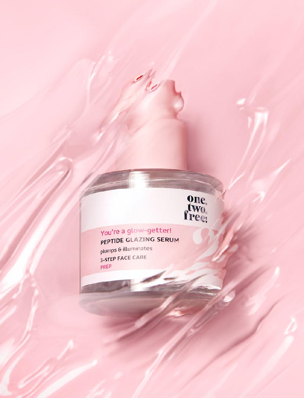 one.two.free Peptide Glazing Serum