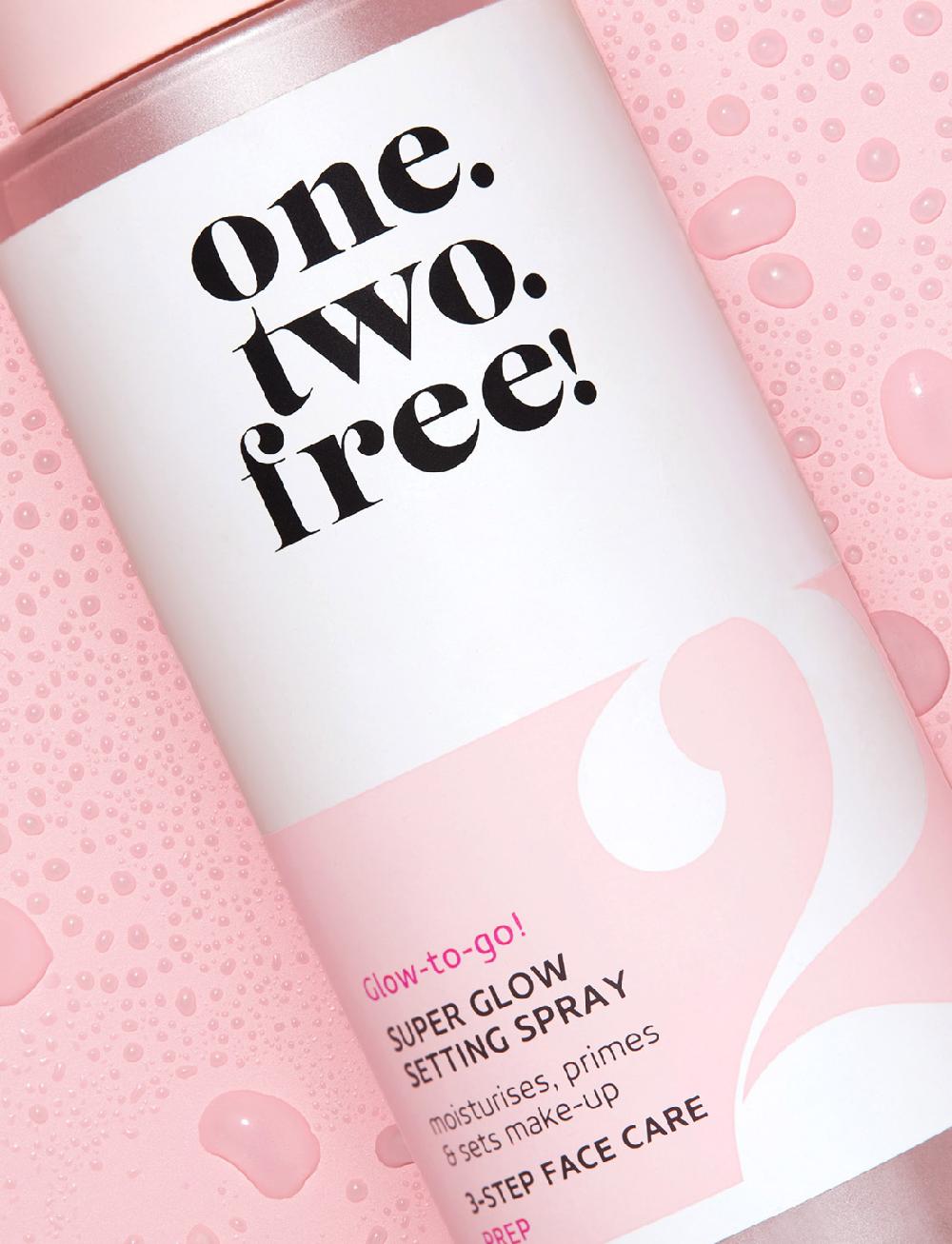 One.two.free Super Glow Setting Spray