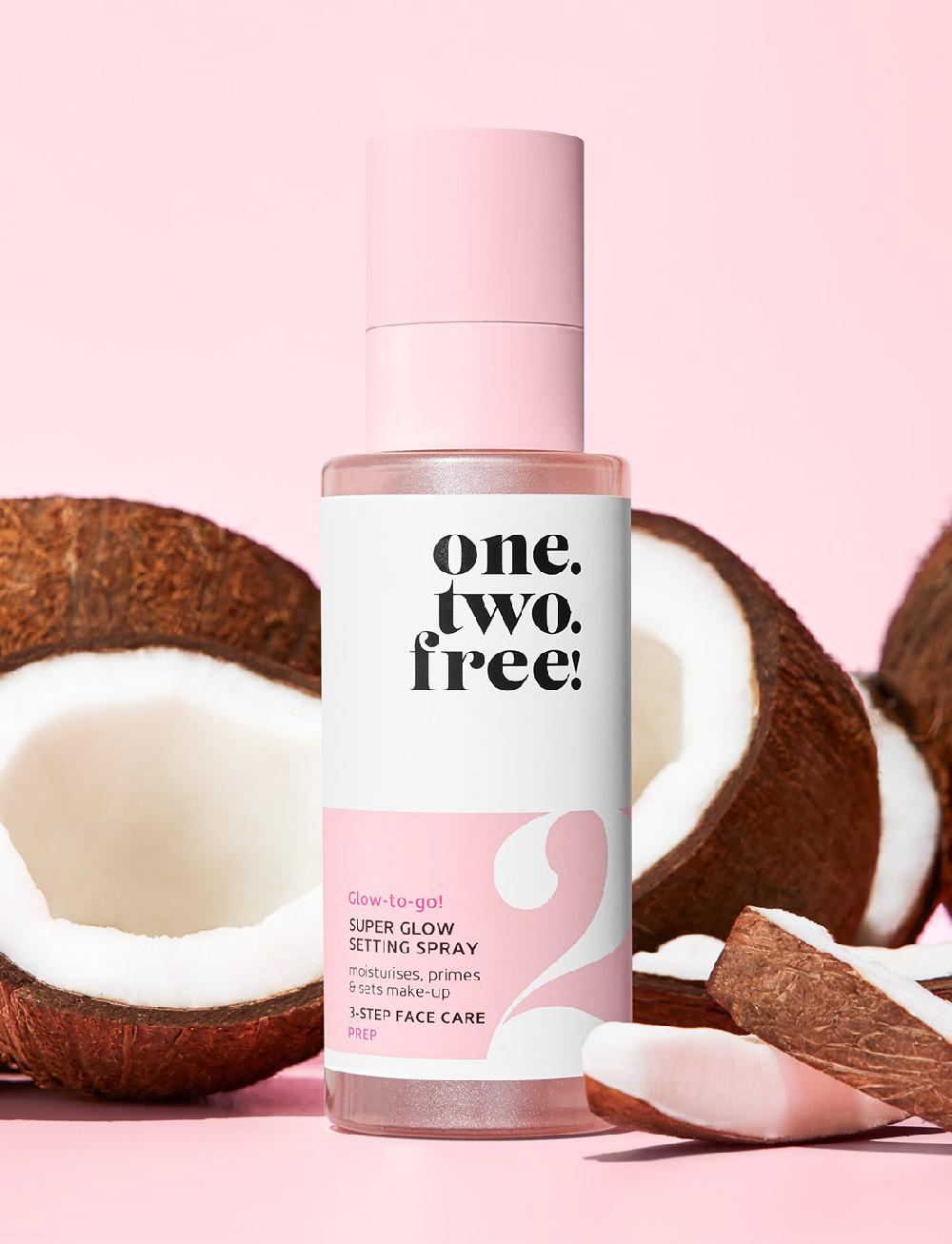 One.two.free Super Glow Setting Spray