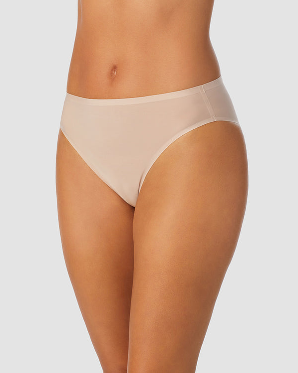 ongossamer Heavenly Stretch Hi Cut Brief