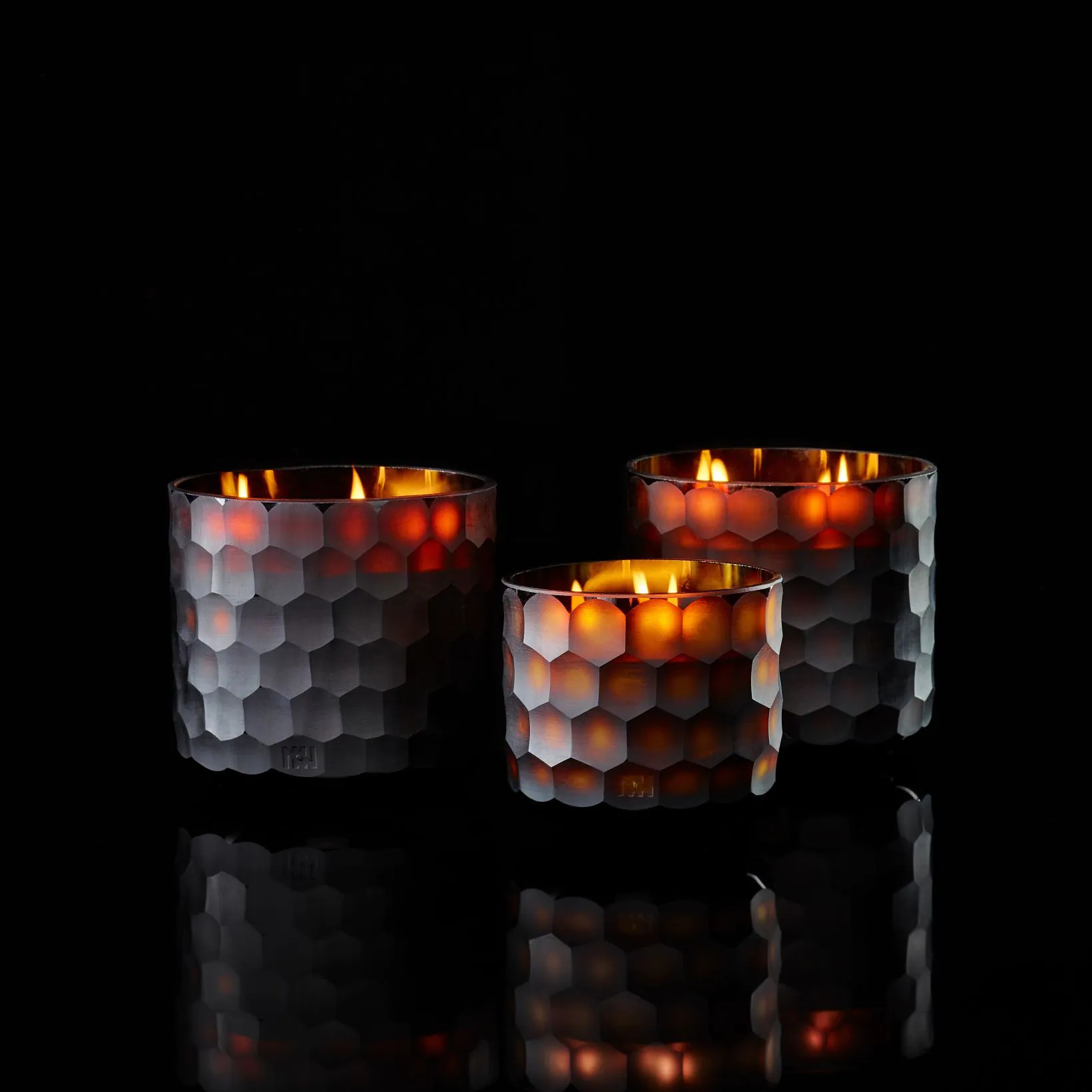 Onno Collection Circle Amber Candle