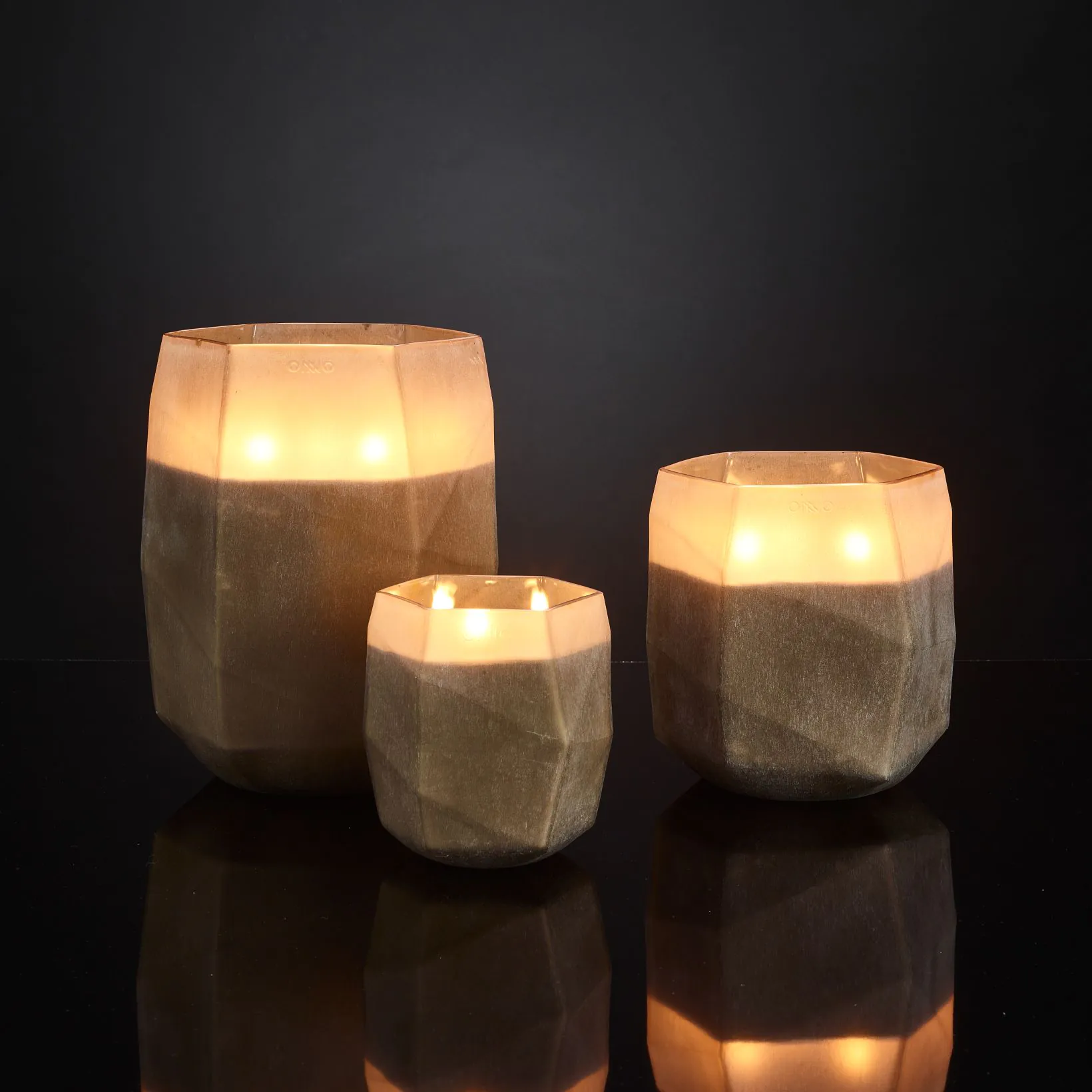 Onno Collection Terre Light Smoked Candle