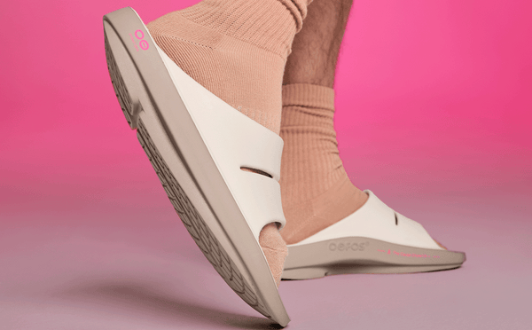 Oofos Men's Limited Edition 2025 OOahh FUSED - Project Pink