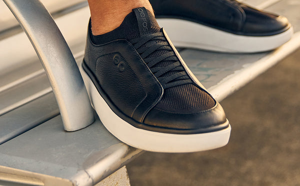 oofos Men's Club+ Black