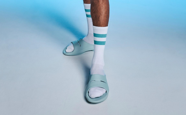 Oofos Men's OOahh Slide Sandal - Mist