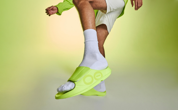 Oofos Men's OOahh Sport Flex Sandal - Electro (SALE)