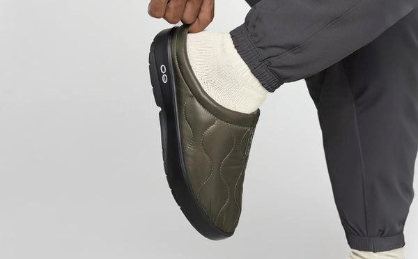 Oofos Men's OOcoozie Thermo Mule - Alpine Moss