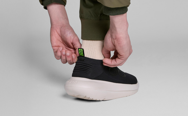 Oofos Men's OOmy Zen - Chalk Black