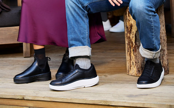 Oofos The Deluxe Bundle