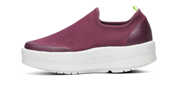 Oofos Women's OOmega EeZee Low Shoe - Mulberry