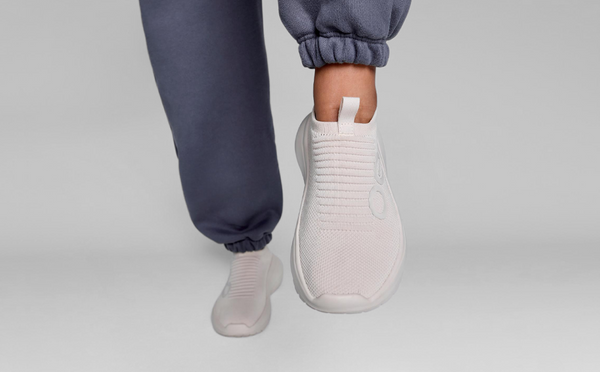 Oofos Women's OOmy Zen - Chalk