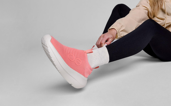 Oofos Women's OOmy Zen - Coral (SALE)