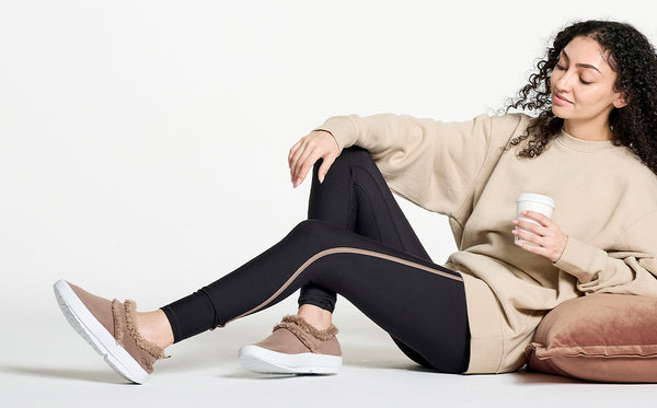 Oofos Women's OOcoozie Low Shoe - Chocolate (FINAL SALE)