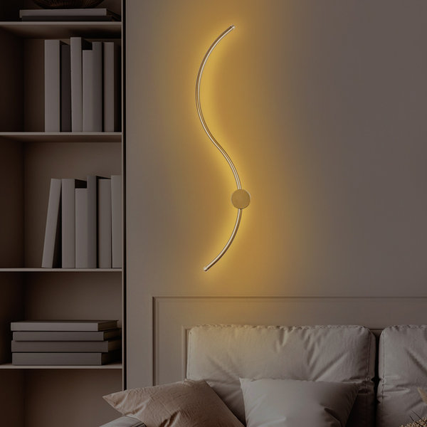 opviq Luminara Glint: Sleek Metal Wall Radiance | Opviq