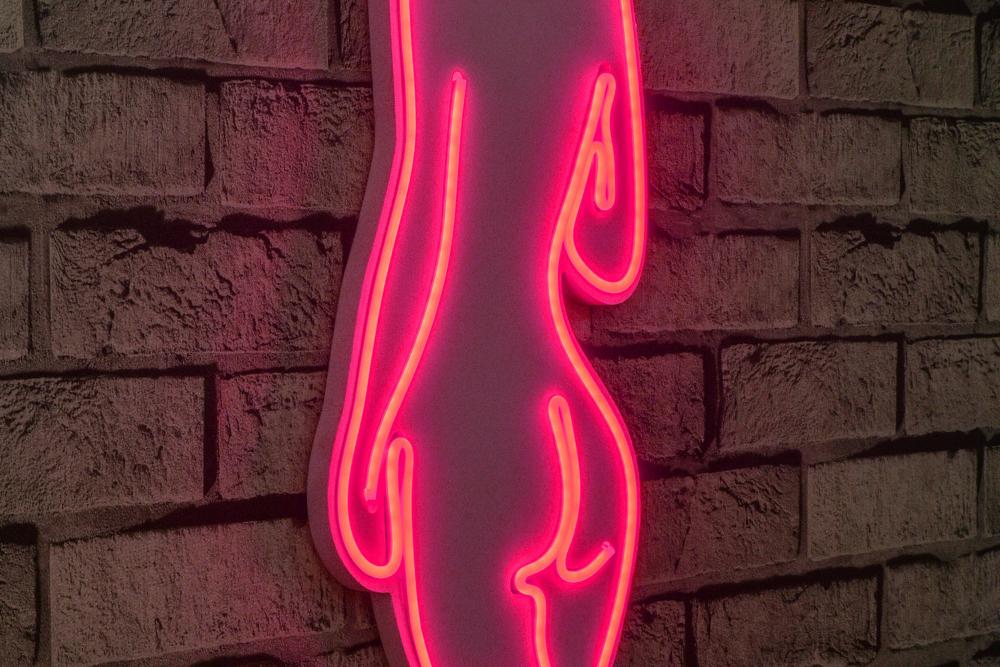 opviq NeonAura FlexiGlow Strips - Pink Dream Lights | Opviq