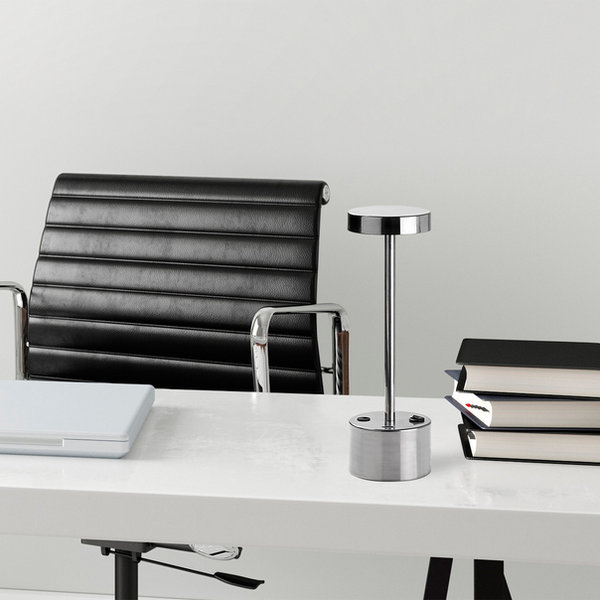 Opviq LumiChromix: The Luxe Chrome Table Lamp | Opviq
