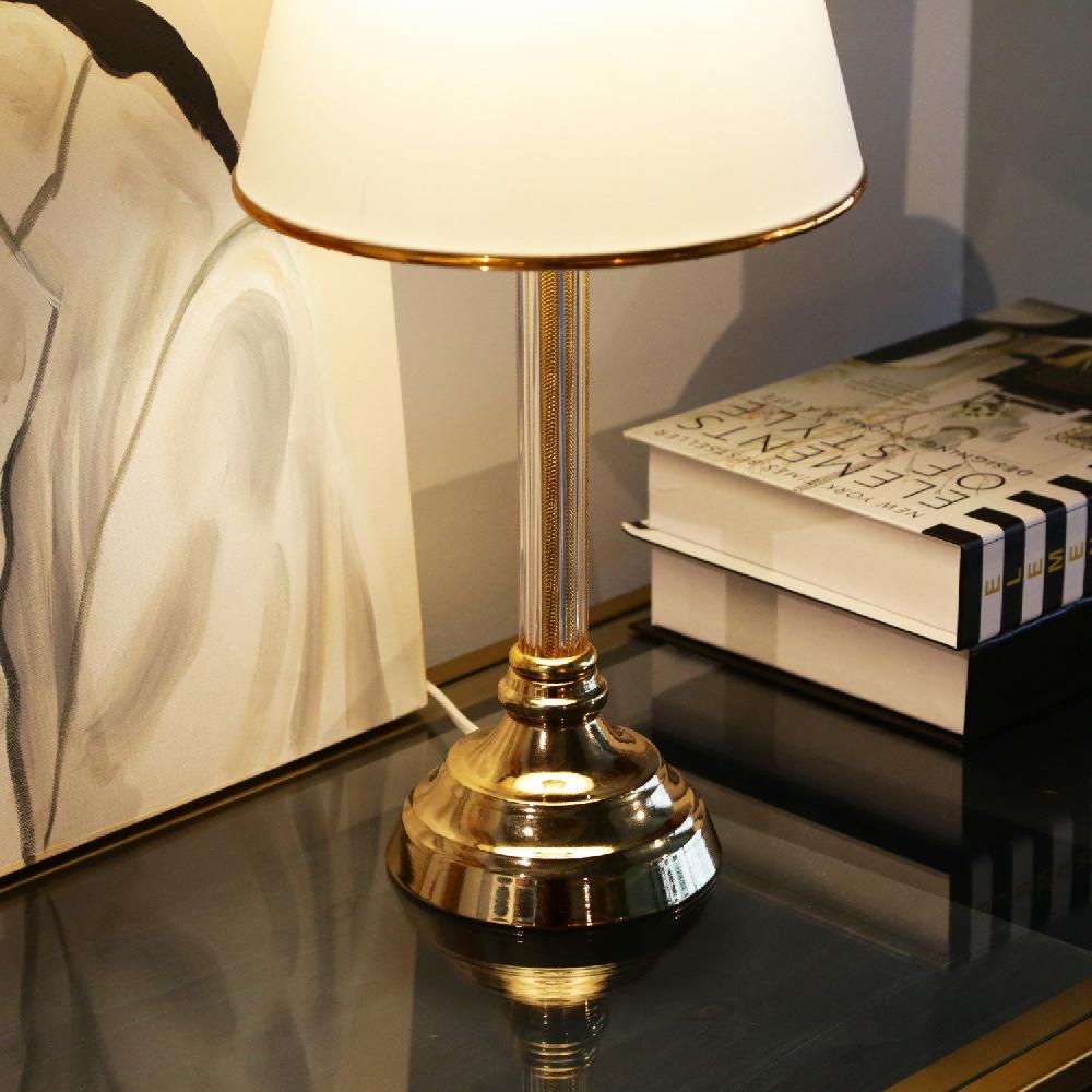 Opviq LumiGlam Aura: Chic White Table Lamp | Opviq