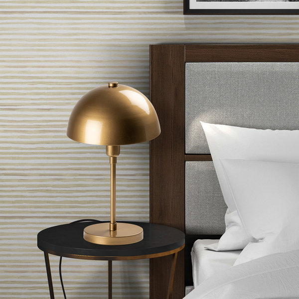 Opviq Luminara Glint: Metal Elegance Lamp | Opviq