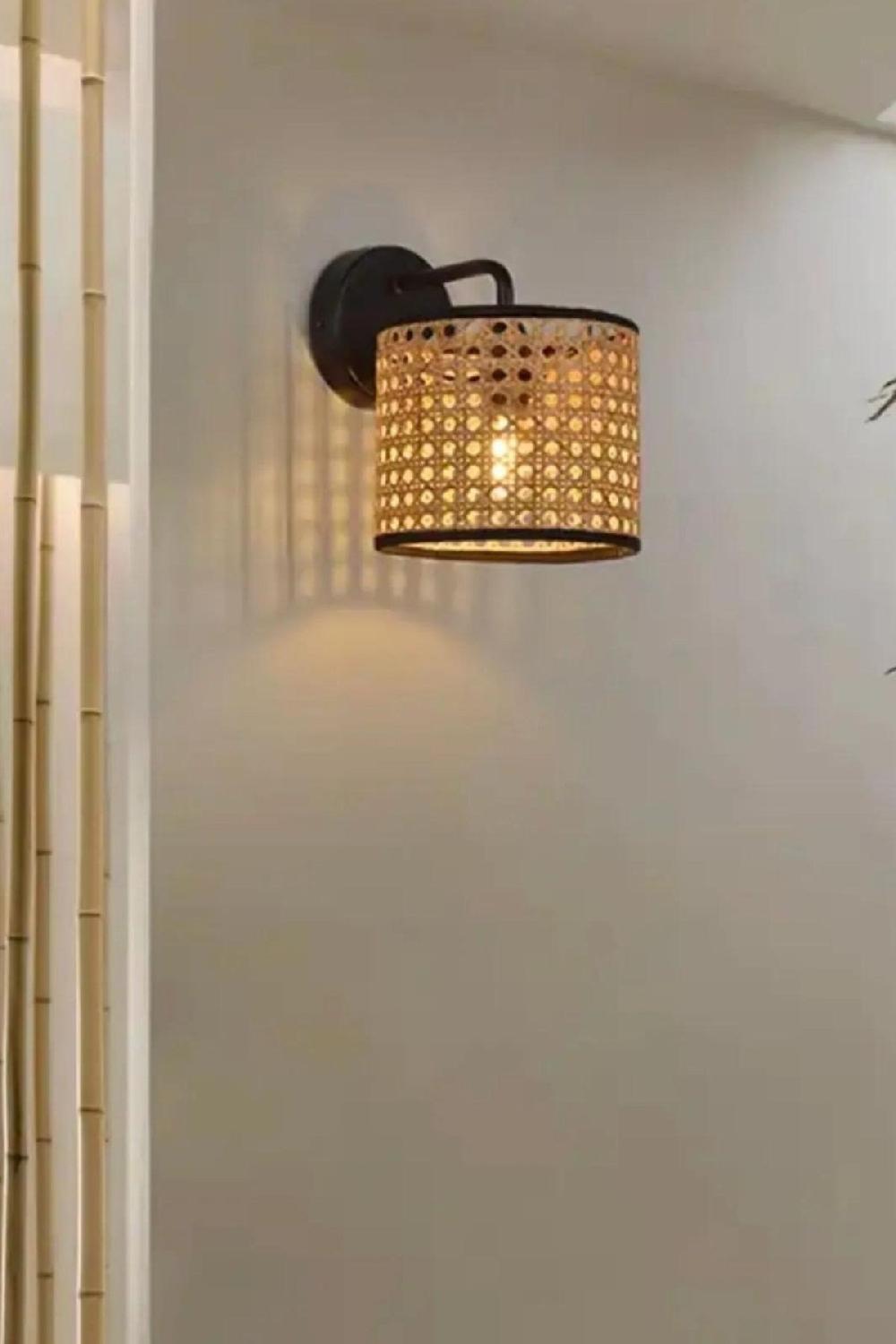 Opviq LumiNox Ethereal Glow Wall Lamp | Opviq